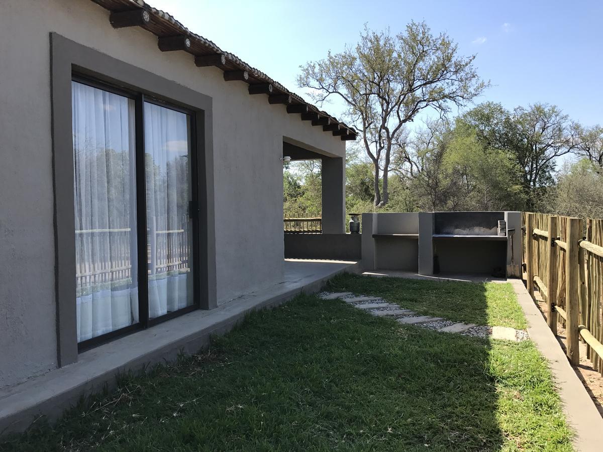 Leadwood Lodge Hoedspruit Exterior photo